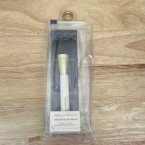 GSQ By Glamsquad ANGLED BLUSH CONTOUR MAKEUP BRUSH  NEW